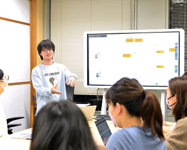 現社内でのDX勉強会の様子