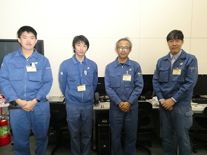 左から森さん、中村さん、谷澤さん、前川さん